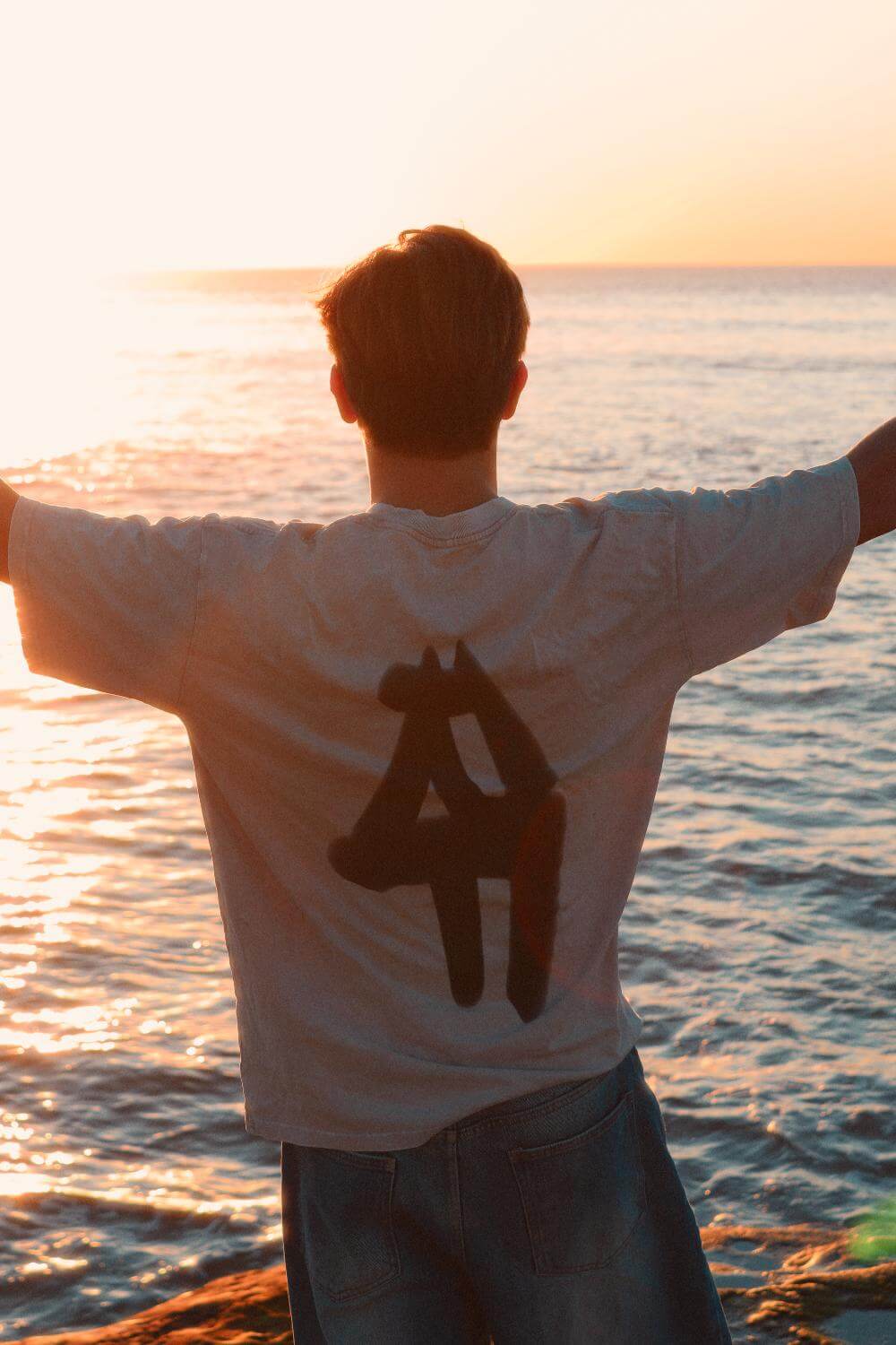 Jonah Genser wide RF logo tshirt